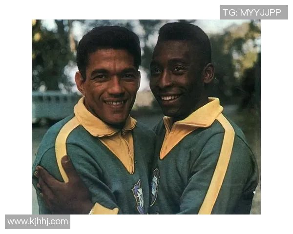 加林查：巴西足球传奇与实况足球中的华丽过人技巧解析